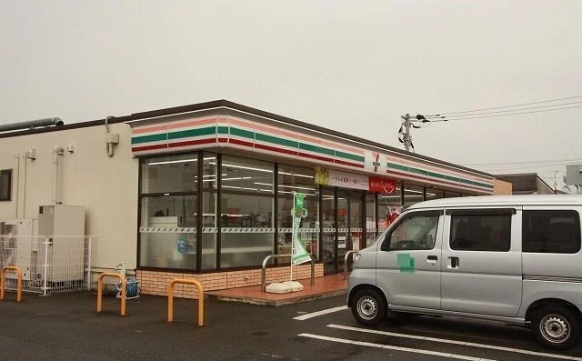 セブンイレブンまで350m