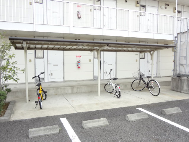屋根付き駐輪場
