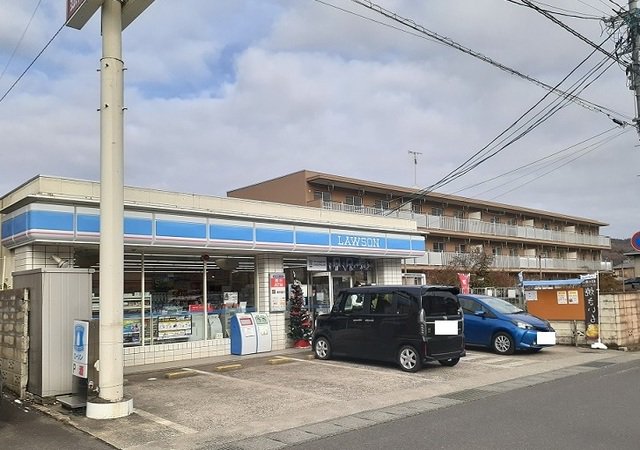 ローソン福島渡利店まで65m
