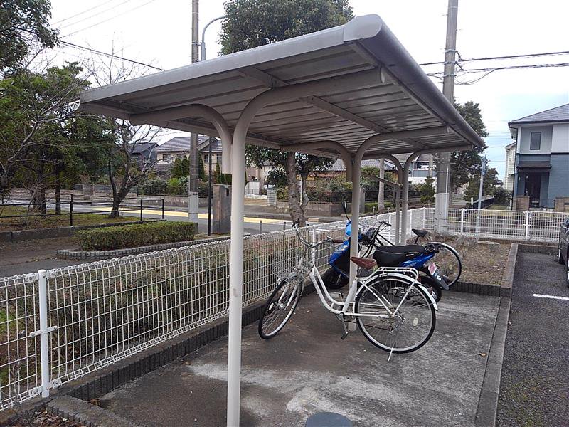 駐輪場完備