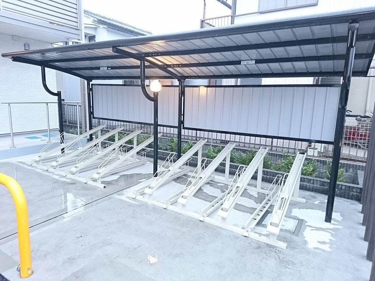 屋根付き駐輪場