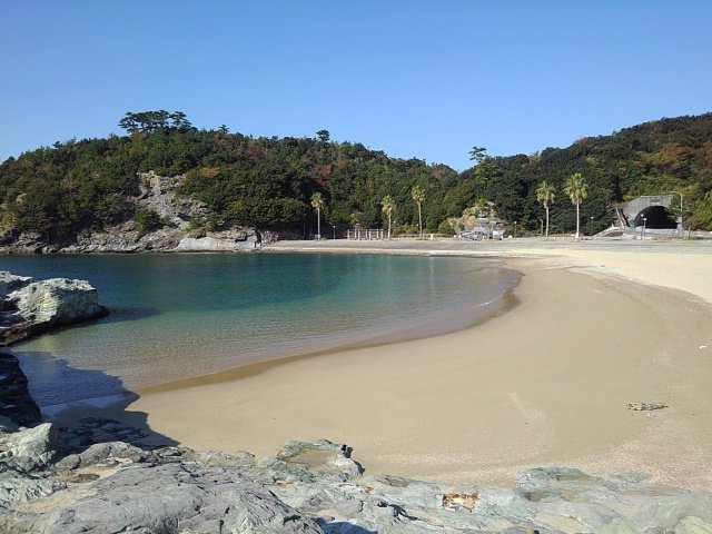 浪早ビーチまで1300m