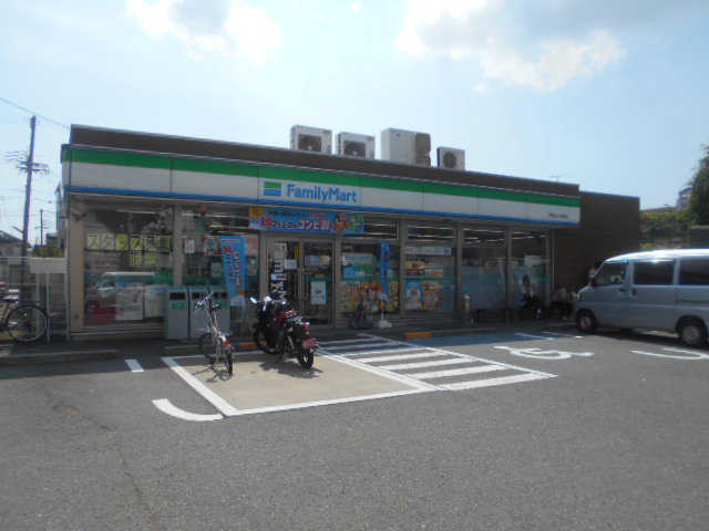 ファミリーマート小松原店様まで400m