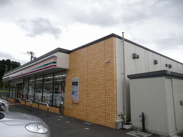 セブンイレブン御殿場杉名沢北店まで1200m