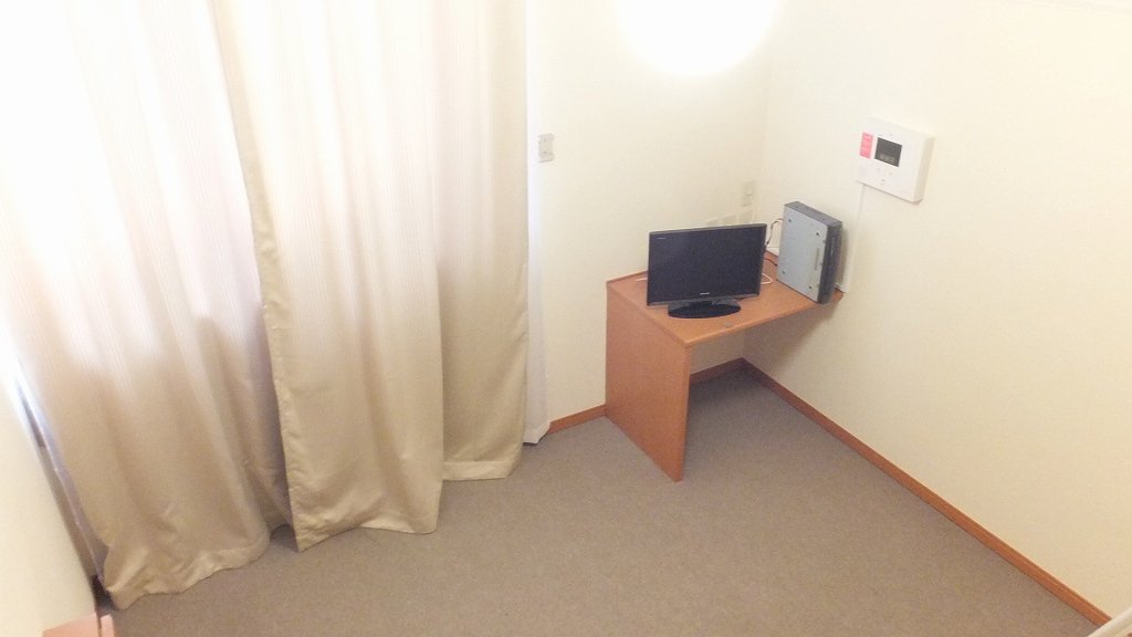 2Fの床面は、カーペット敷きです。