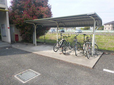 屋根付き駐輪場