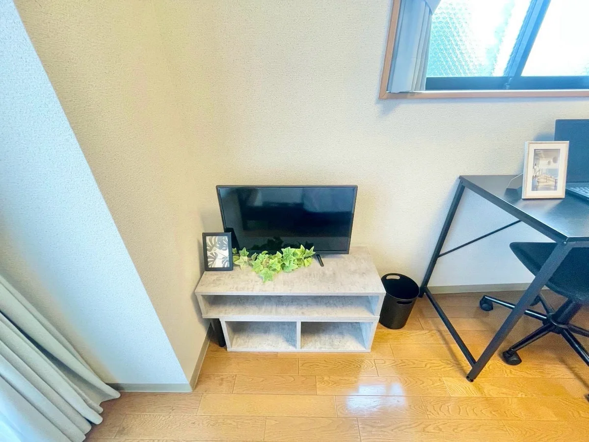※撮影用の観察植物・食器調理器具・雑貨類等はございません。※写真は現況優先