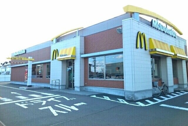 マクドナルド454八戸西店まで1580m