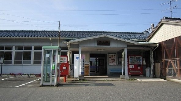 JR荒島駅まで1100m