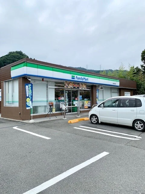 ファミリーマート青梅吉野梅郷店まで60m