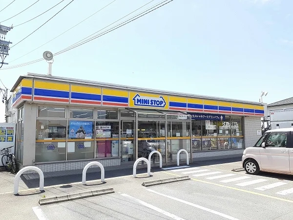 ミニストップ野町店まで650m