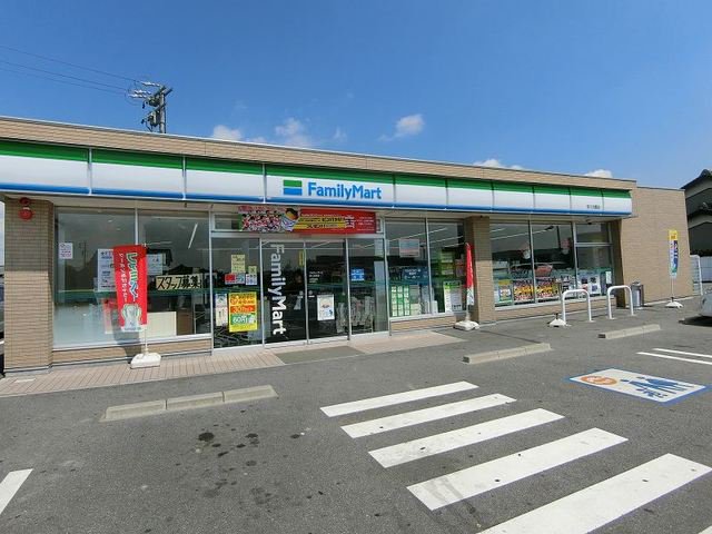 ファミリーマート 安八大藪店まで230m
