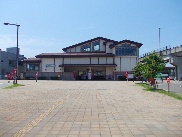 西若松駅まで1400m