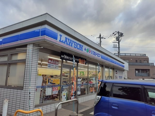 ローソン　柏大井西店まで643m