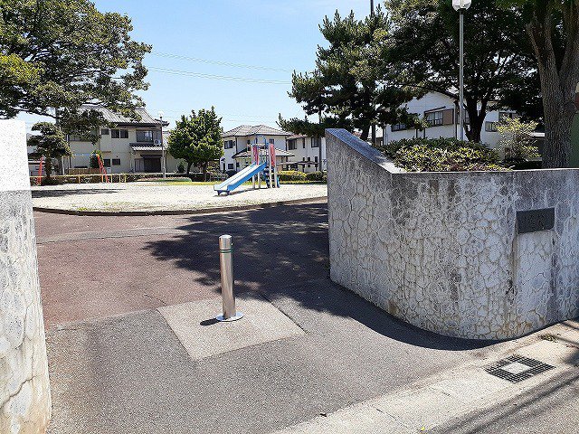 日進公園まで64m