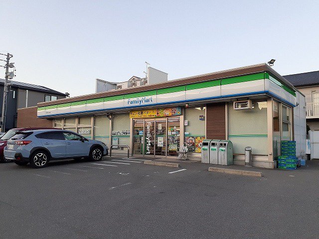 ファミリーマート半田南大矢知店まで180m