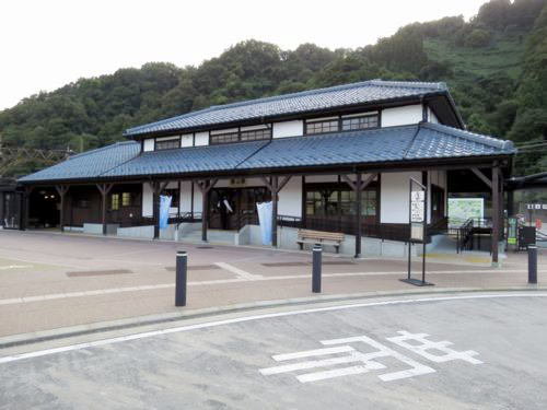 勝山駅まで2800m