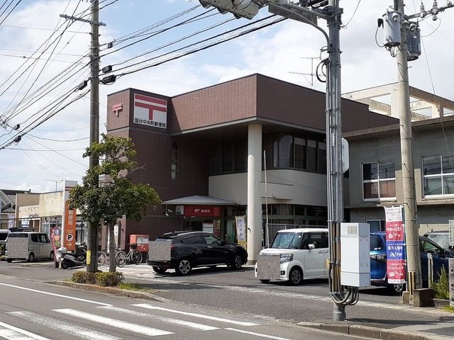 国分中央町郵便局まで150m
