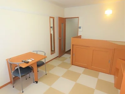 ハイベッドタイプのお部屋です