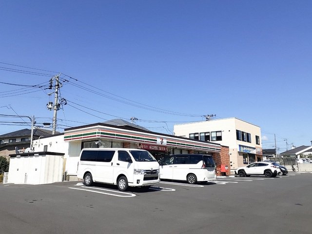セブンイレブン富谷上桜木店まで57m