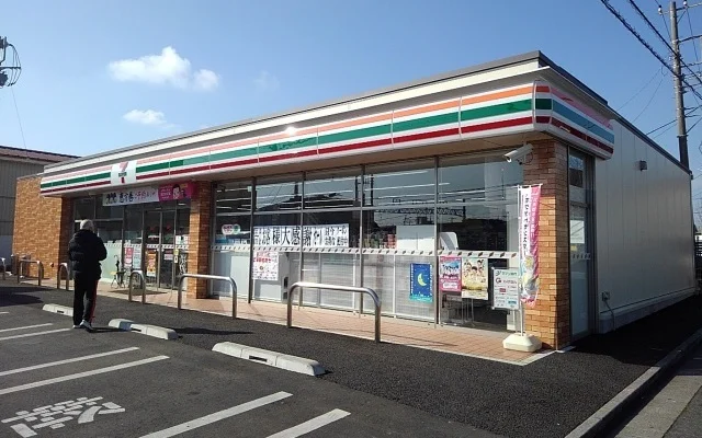 セブンイレブンまで140m