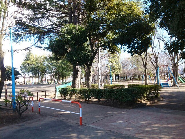 中居公園まで750m
