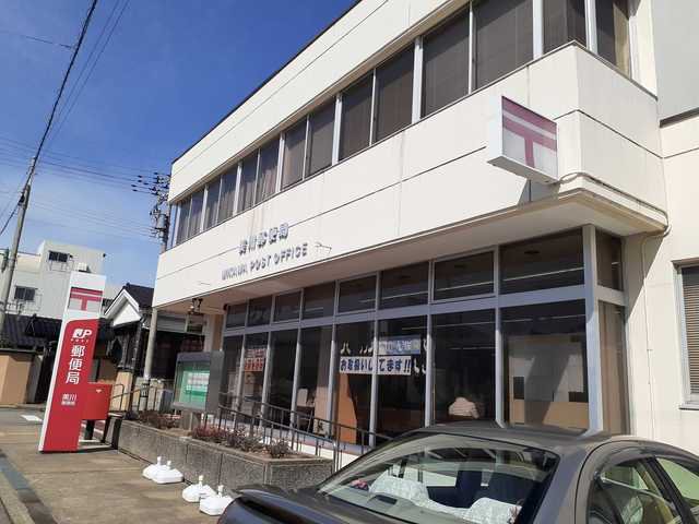 美川郵便局まで1400m