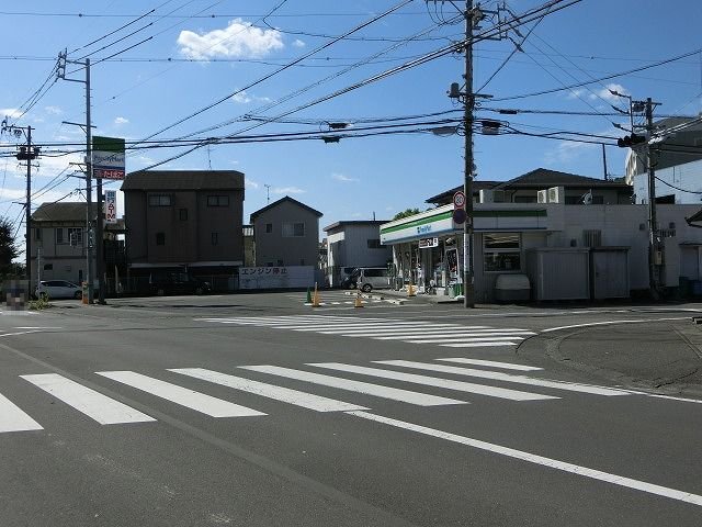 ファミリマート静岡瀬名店まで750m