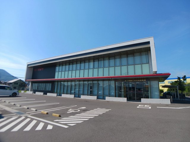 百十四銀行香西支店さんまで450m