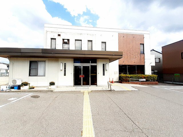金沢市額市民センターまで220m