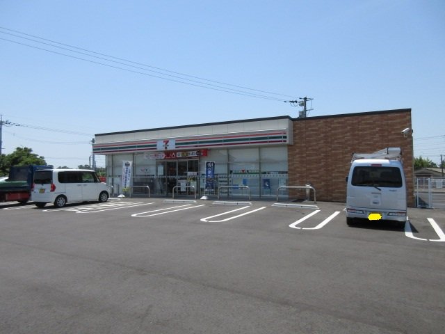 セブンイレブンまで360m
