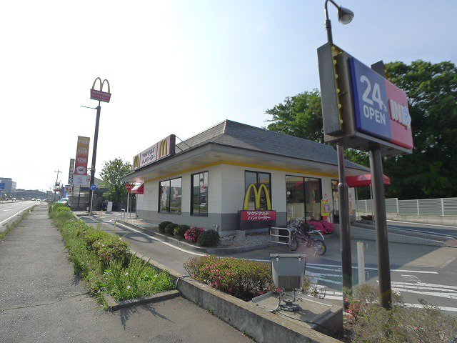 マクドナルド５０号桐生店まで350m