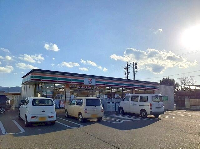 セブンイレブン  塩尻高出店まで300m