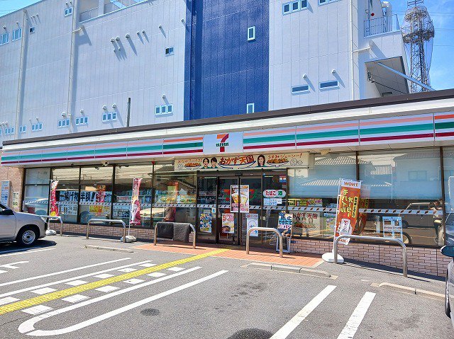 セブンイレブン　東大阪新家東町まで520m