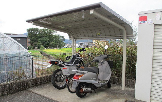駐輪場
