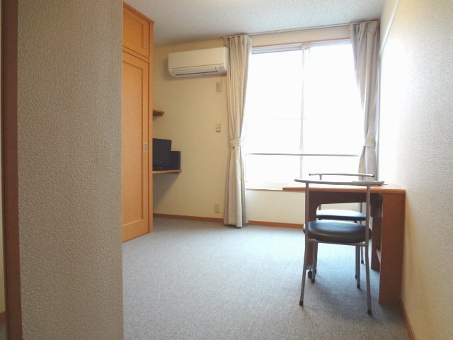机は用途に合わせて折りたたみ可能！