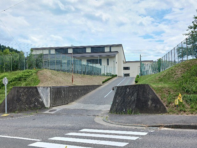 宮古市立千徳小学校まで1400m