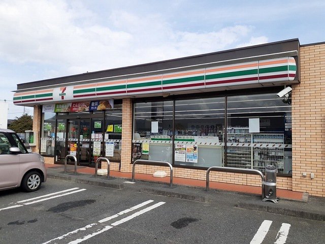 セブンイレブン北茨城上桜井店まで850m