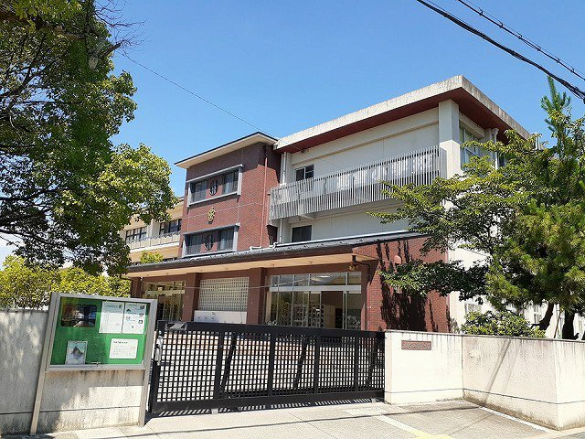 彦根市立高宮小学校まで1160m