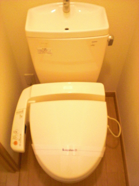 バス、トイレ別です。