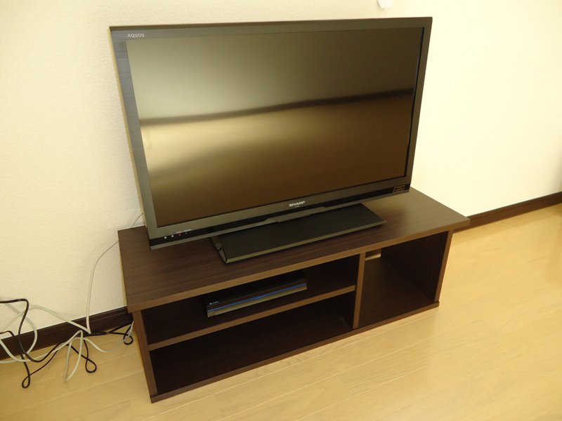 32型液晶ＴＶ・ＴＶ台が設置されています