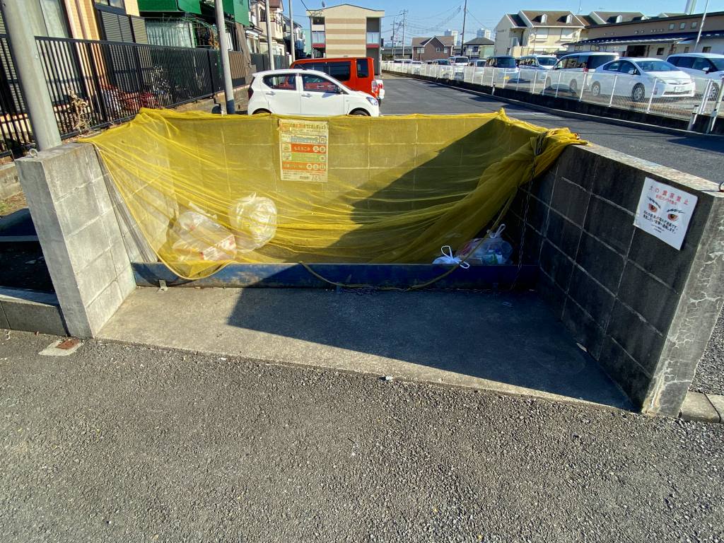 ゴミ置き場