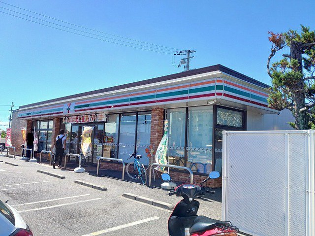 セブンイレブン愛知川中宿店様まで1200m