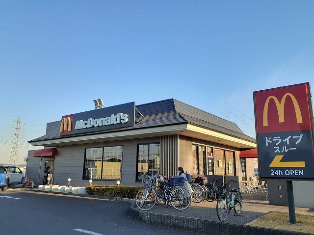マクドナルド 所沢狭山街道入曽まで350m