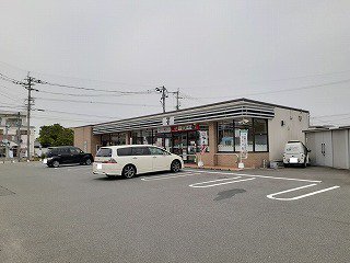 セブンイレブンまで850m