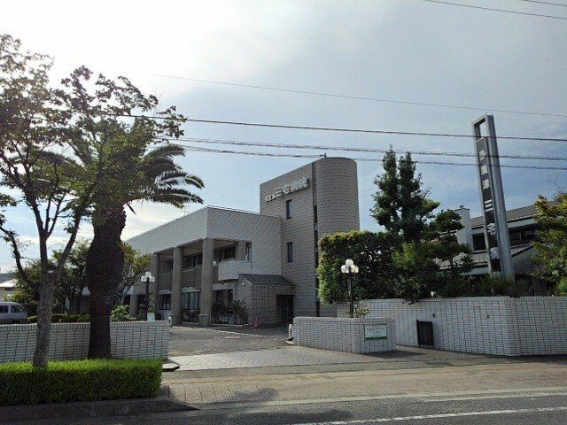 三宅病院まで1300m