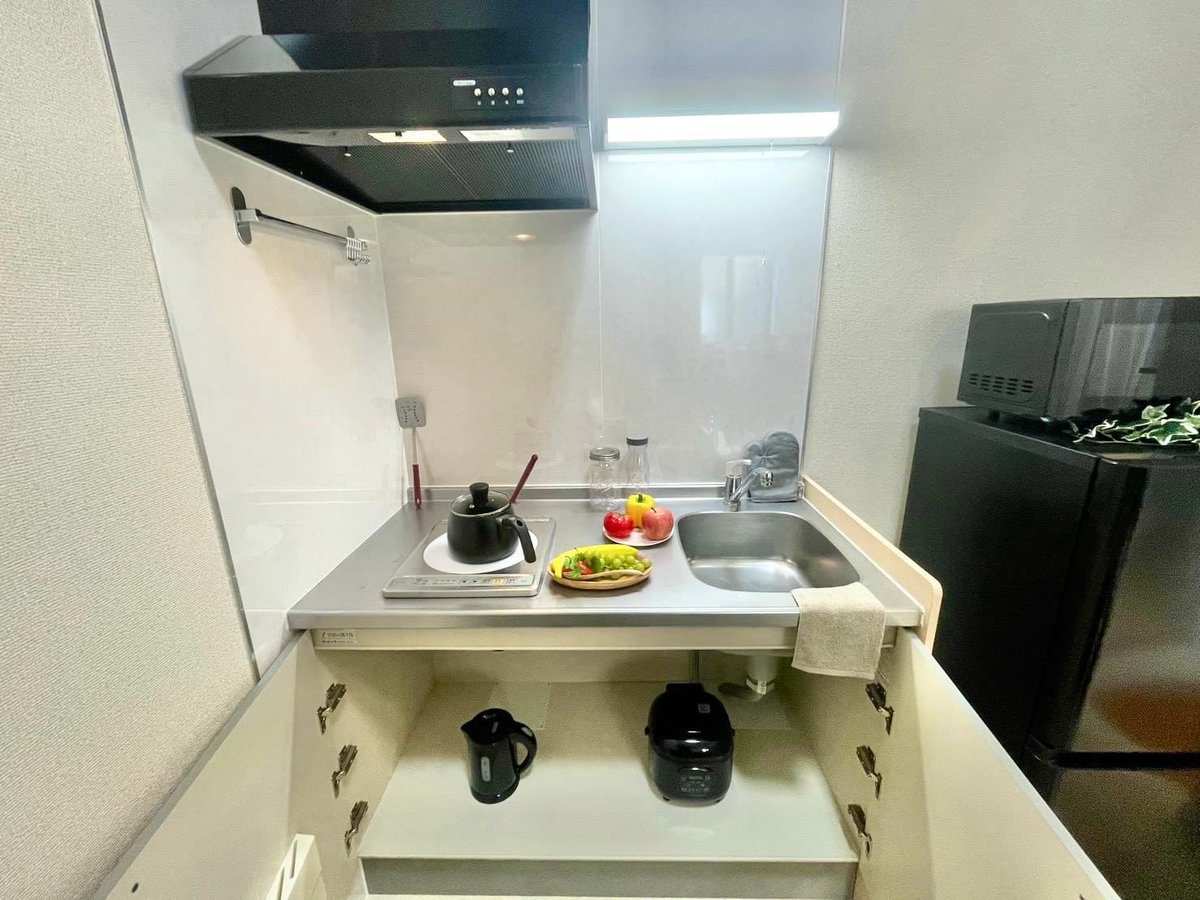 ※撮影用の観察植物・食器調理器具・雑貨類等はございません。※写真は現況優先