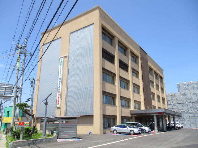 横手警察署まで300m