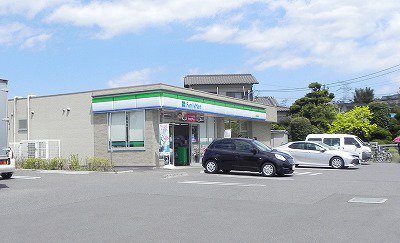 ファミリーマート柏松ヶ崎店まで240m