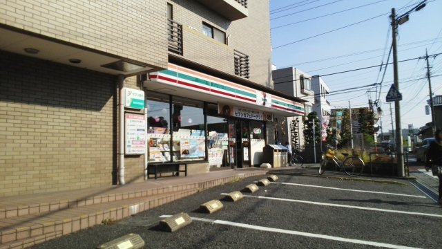 セブンイレブン　大宮日進駅西店まで170m